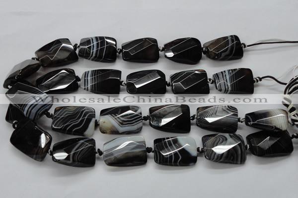 CAA287 22*30mm twisted & faceted rectangle black line agate beads