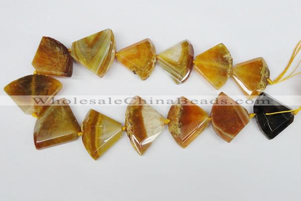 CAG5586 15 inches 30*40mm faceted triangle dragon veins agate beads