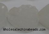 CAG5982 15.5 inches 30mm heart white agate gemstone beads