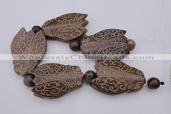 CAL26 14.5 inches 40*60mm carved cicada agalmatolite beads