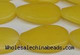 CCN616 15.5 inches 22*30mm twisted oval candy jade beads wholesale