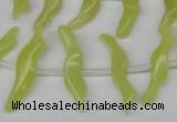 CFG850 Top-drilled 6*20mm carved animal yellow jade beads