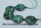 CNG2191 7.5 inches 30mm flat round agate beads with brass setting