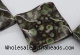 CTW320 15.5 inches 30*30mm wavy diamond green dalmation jasper beads