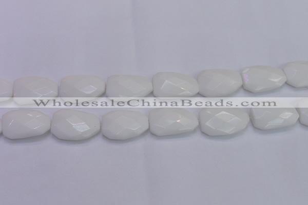 CTW507 15.5 inches 20*30mm faceted & twisted white porcelain beads