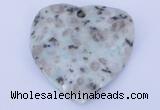 NGP642 5pcs 50*50mm heart kiwi stone pendants jewelry wholesale